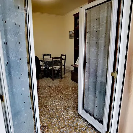 Per Turisti E Famiglie Rom